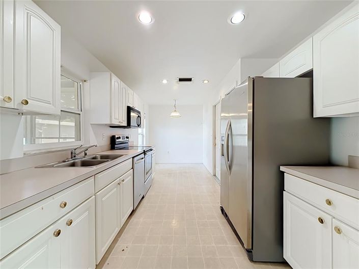 Image No.2-2 Bed House for sale