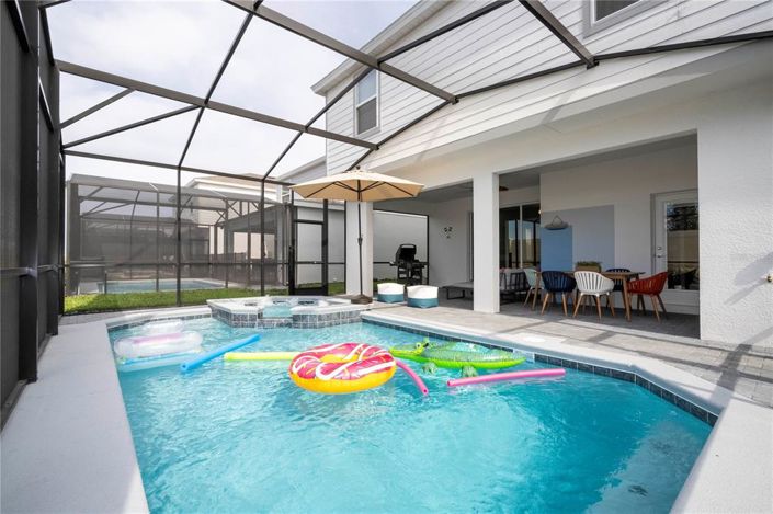 Image No.16-7 Bed House for sale