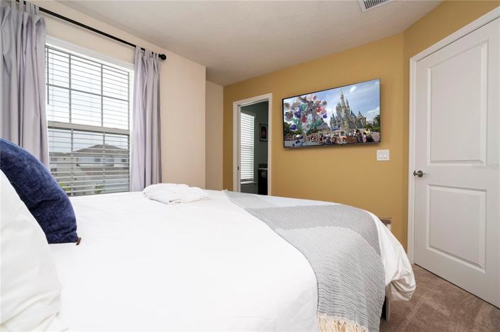 Image No.29-7 Bed House for sale