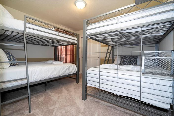 Image No.36-7 Bed House for sale