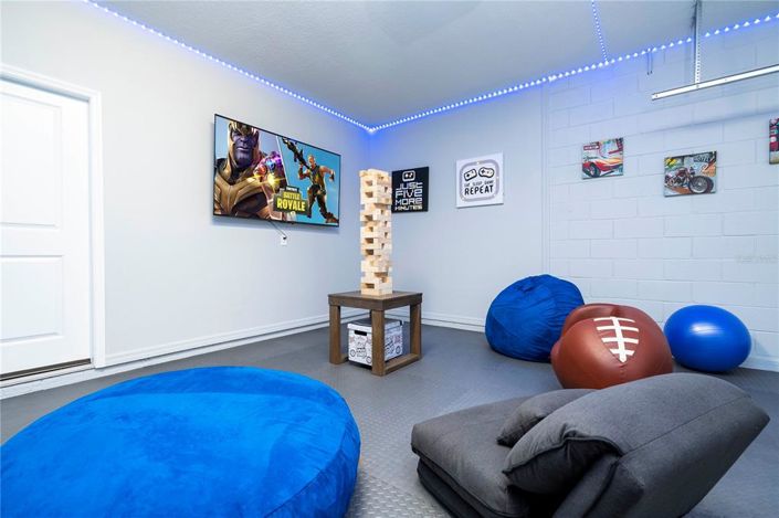 Image No.43-7 Bed House for sale