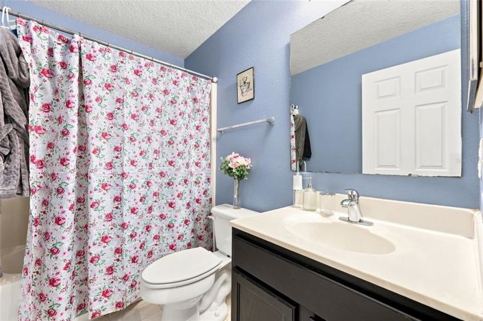 Image No.35-4 Bed House for sale
