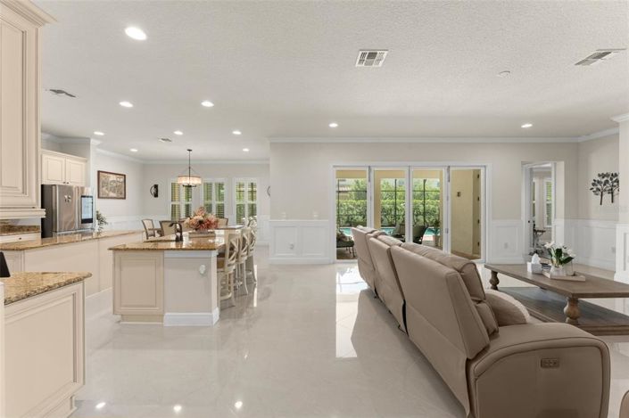 Image No.19-7 Bed House for sale