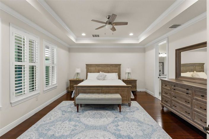 Image No.30-7 Bed House for sale