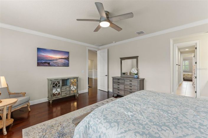 Image No.56-7 Bed House for sale
