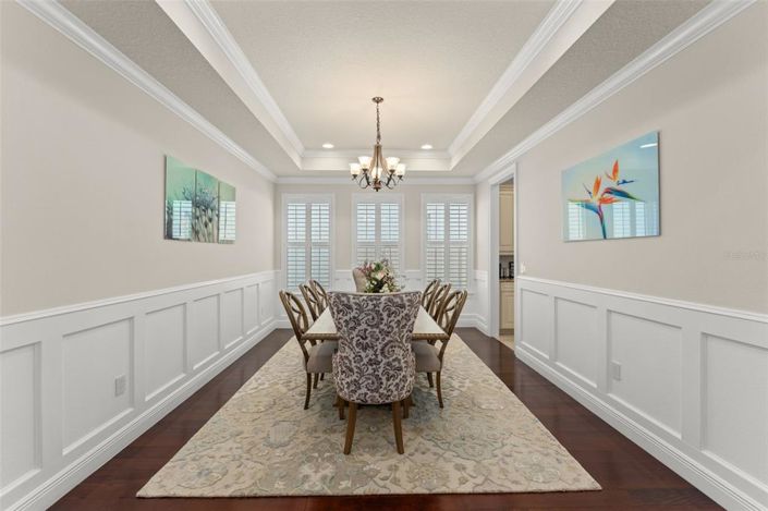 Image No.7-7 Bed House for sale