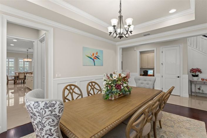 Image No.8-7 Bed House for sale