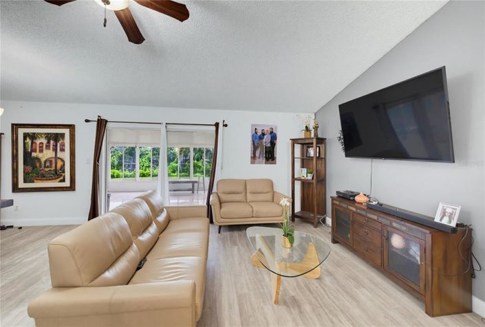 Image No.16-3 Bed House for sale