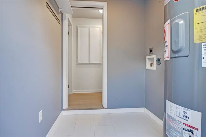 Image No.25-5 Bed House for sale