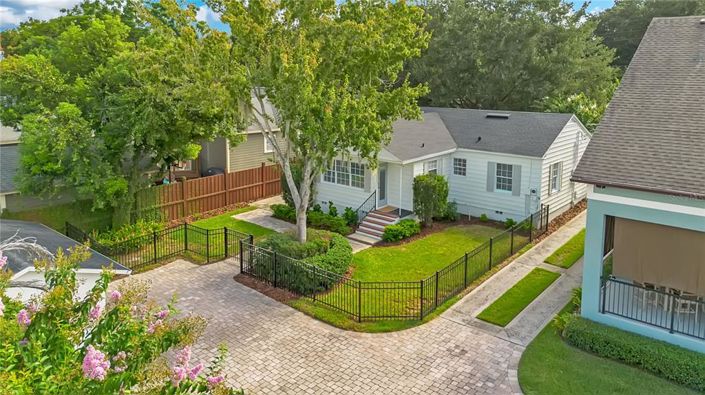 Image No.36-5 Bed House for sale