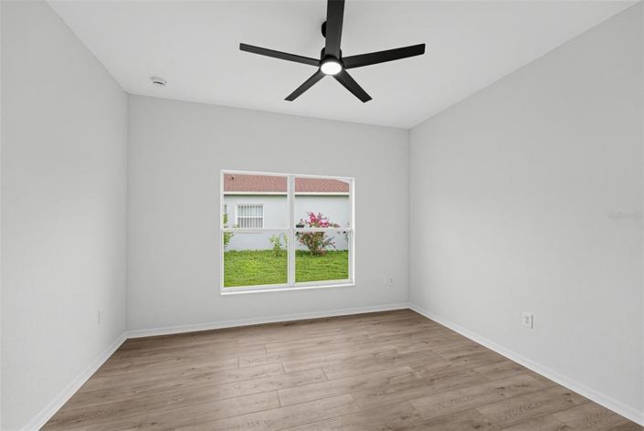 Image No.17-4 Bed House for sale