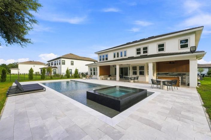 Image No.4-6 Bed House for sale