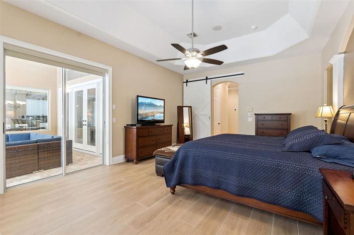 Image No.19-4 Bed House for sale
