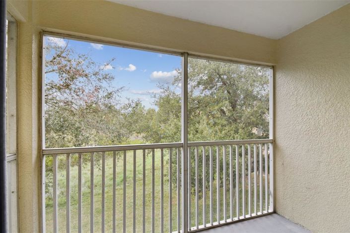 Image No.19-3 Bed Apartment for sale