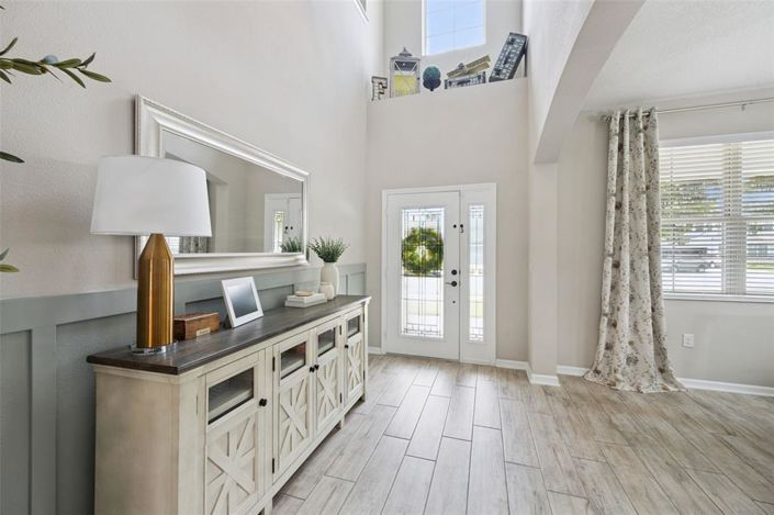Image No.3-5 Bed House for sale