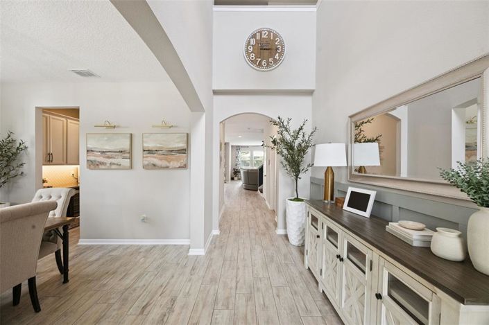 Image No.4-5 Bed House for sale