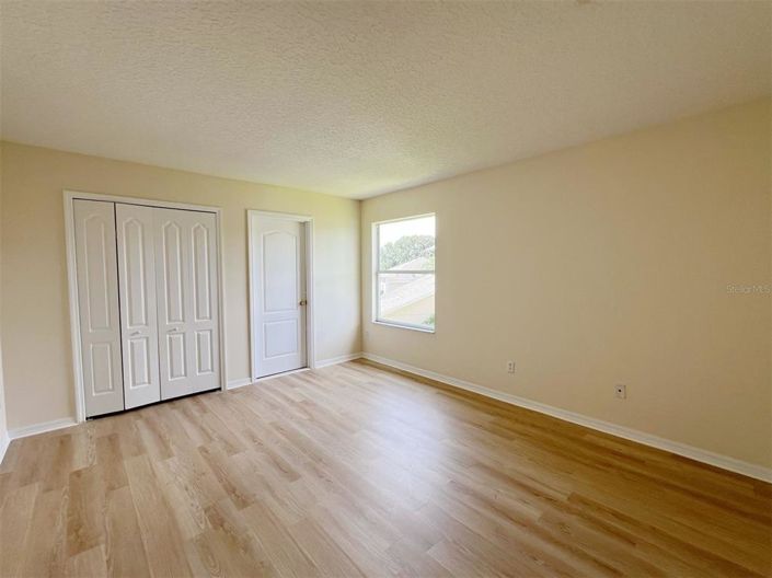 Image No.17-5 Bed House for sale