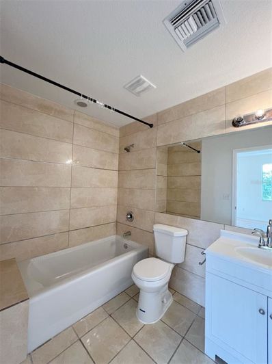 Image No.20-5 Bed House for sale
