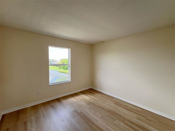 Image No.22-5 Bed House for sale