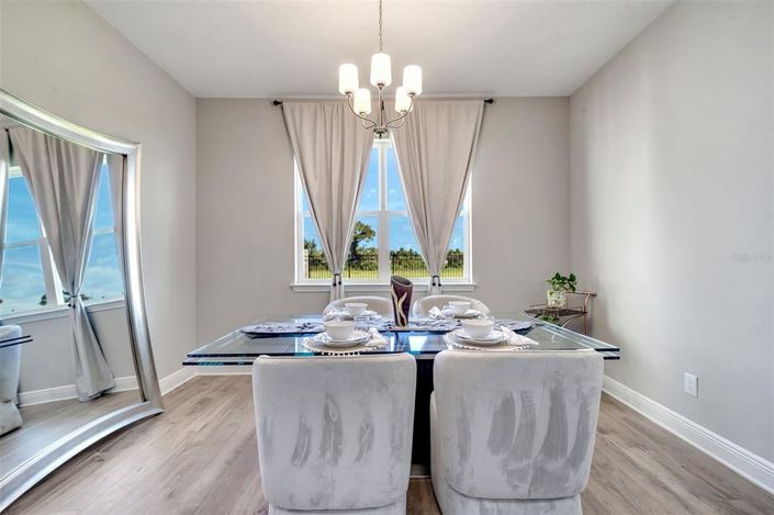 Image No.15-4 Bed House for sale