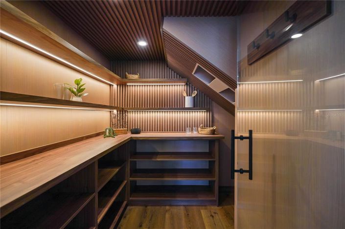Image No.15-3 Bed House for sale