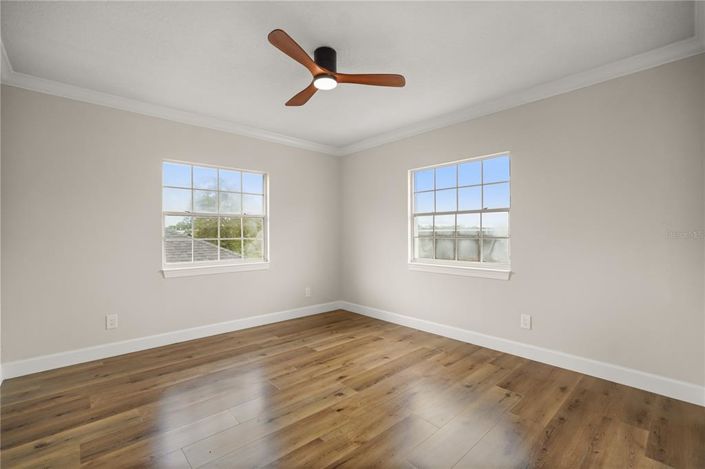 Image No.19-3 Bed House for sale