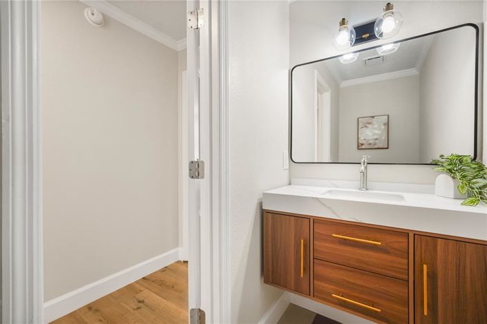 Image No.30-3 Bed House for sale