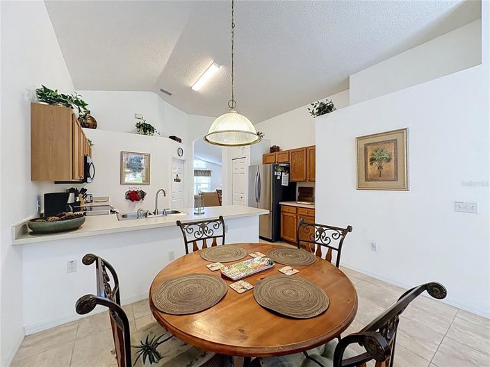 Image No.16-4 Bed House for sale