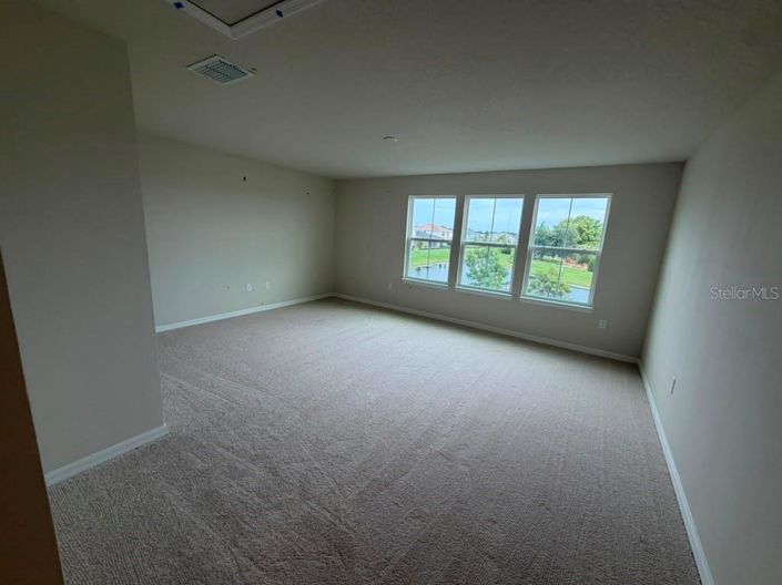 Image No.33-5 Bed House for sale
