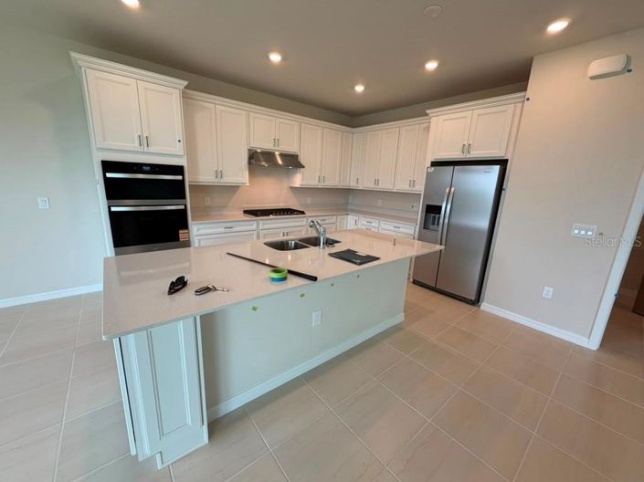 Image No.9-5 Bed House for sale