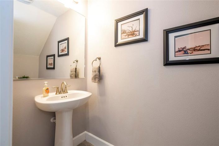 Image No.34-3 Bed Townhouse for sale