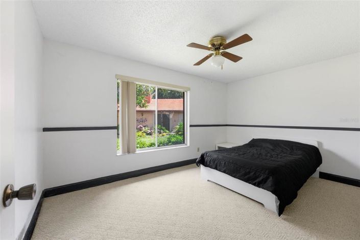 Image No.38-3 Bed House for sale