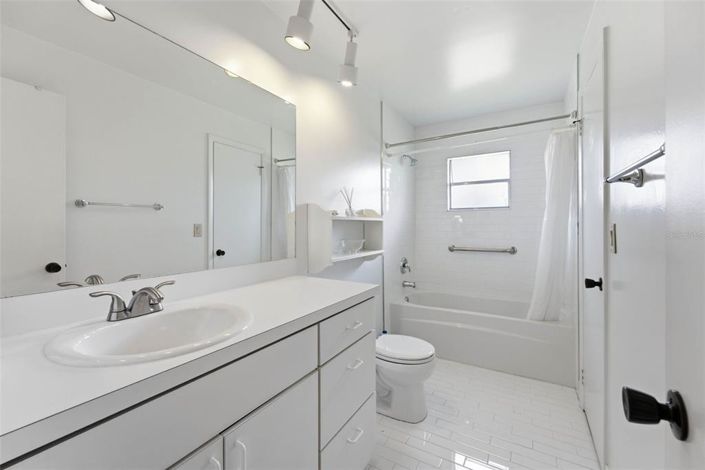 Image No.42-3 Bed House for sale