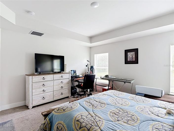 Image No.19-4 Bed House for sale