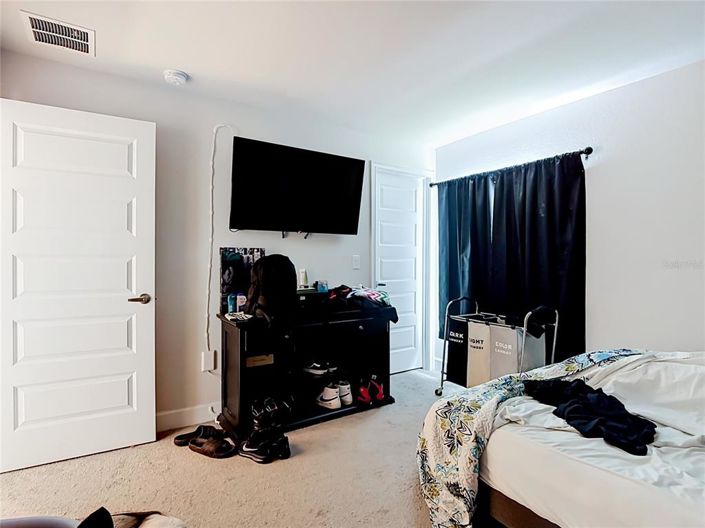 Image No.25-4 Bed House for sale