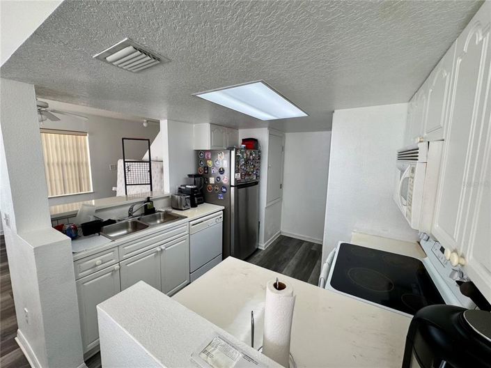 Image No.11-4 Bed Townhouse for sale