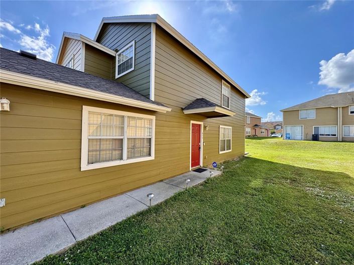 Image No.2-4 Bed Townhouse for sale