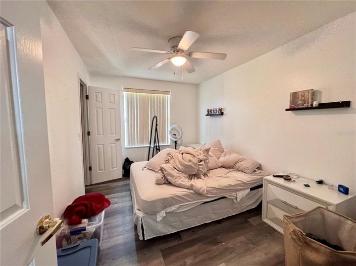 Image No.21-4 Bed Townhouse for sale