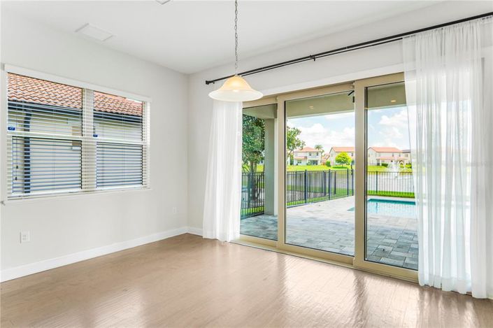 Image No.30-5 Bed House for sale
