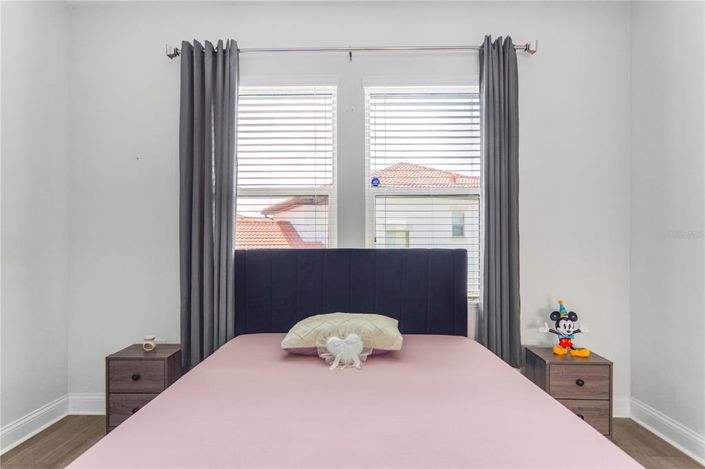 Image No.52-5 Bed House for sale