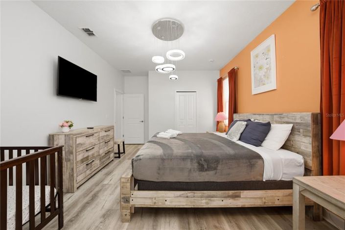 Image No.26-9 Bed House for sale
