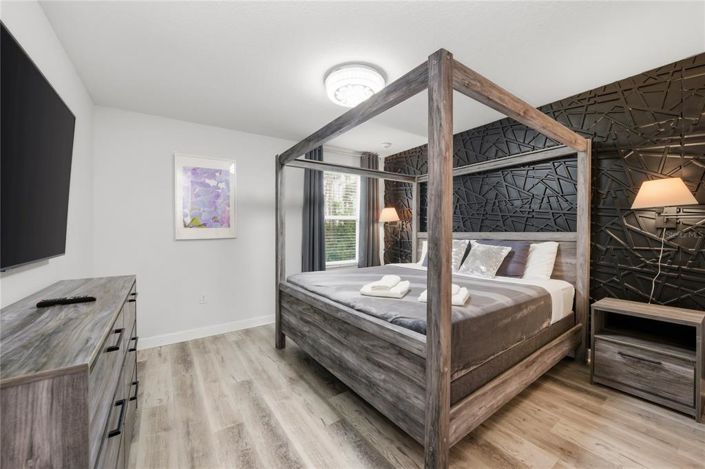 Image No.33-9 Bed House for sale