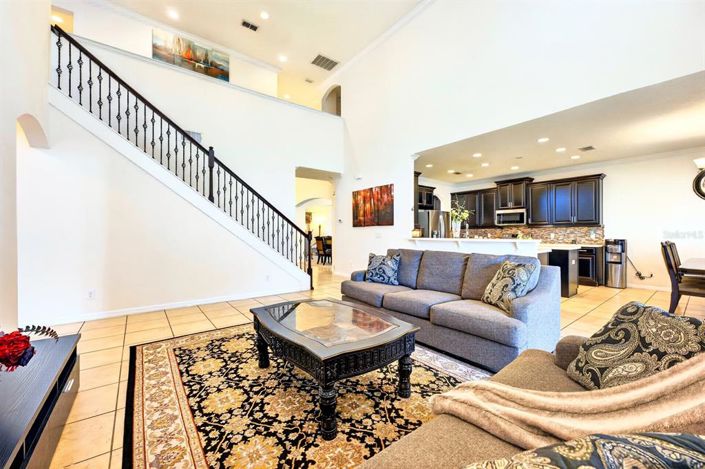 Image No.10-6 Bed House for sale