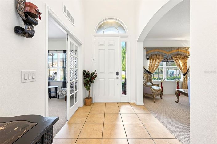 Image No.19-6 Bed House for sale