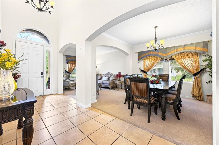 Image No.20-6 Bed House for sale