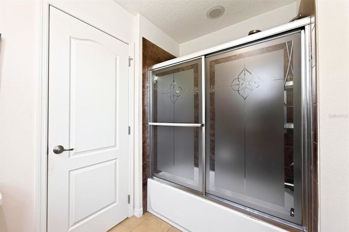 Image No.35-6 Bed House for sale