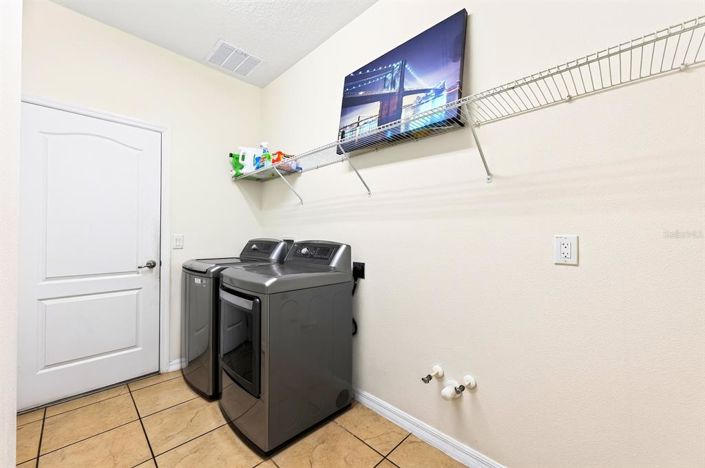 Image No.38-6 Bed House for sale