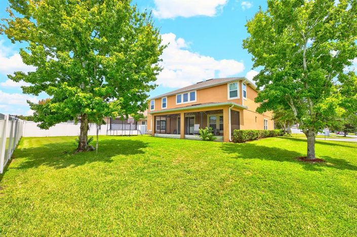 Image No.41-6 Bed House for sale