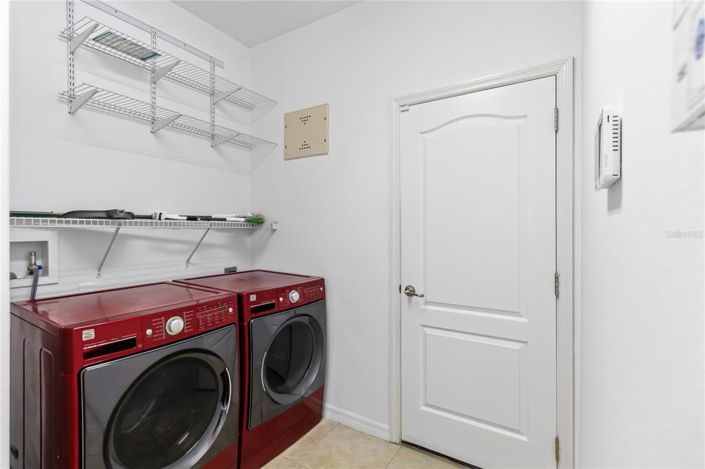 Image No.17-3 Bed House for sale