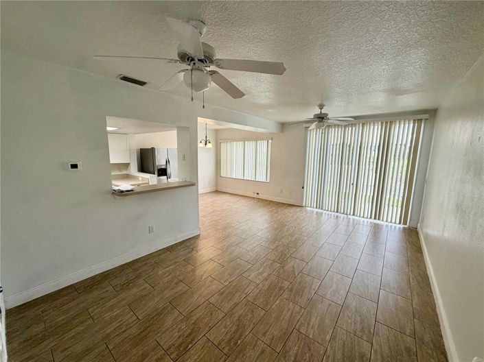 Image No.8-4 Bed Townhouse for sale